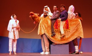 qatar dress camel 4 Saved by a camel!